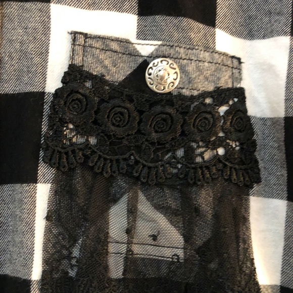 Dorothy's Creations Custom Button Up! - Picture 3 of 7